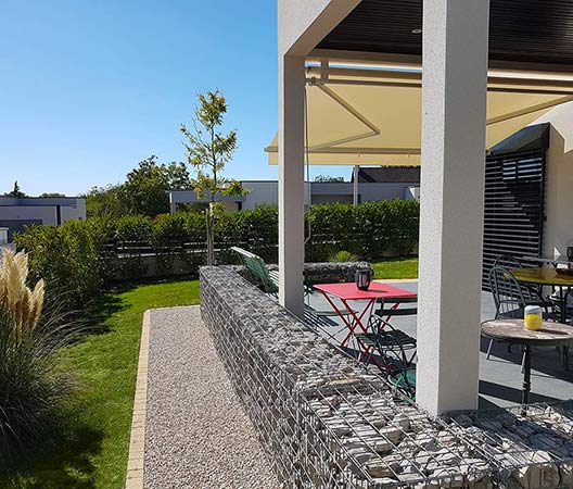 Terrasse de jardin à Dole, Jura 2020-09 1