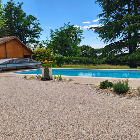 Aménagement des abords d’une piscine