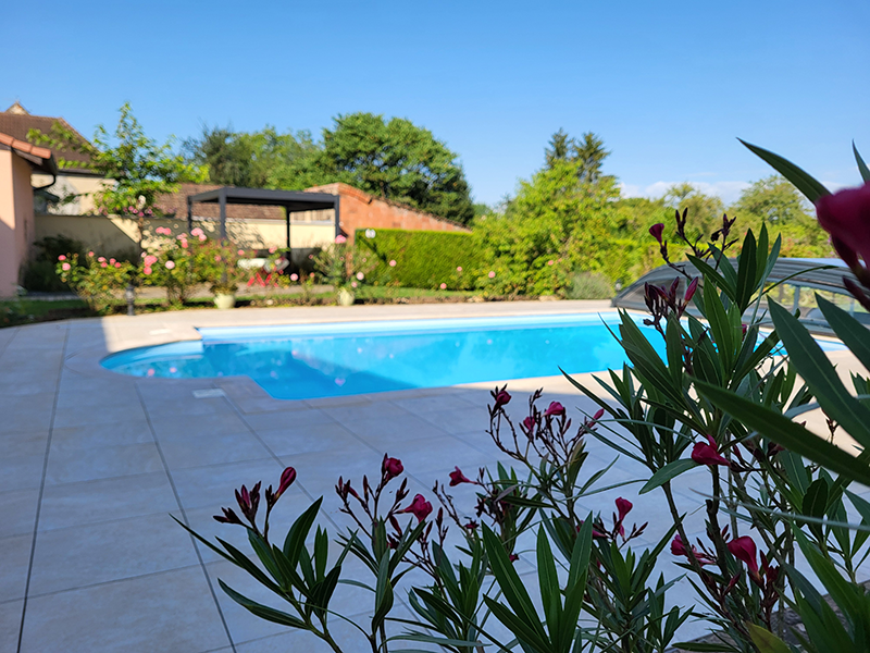 Plage piscine  gres ceram