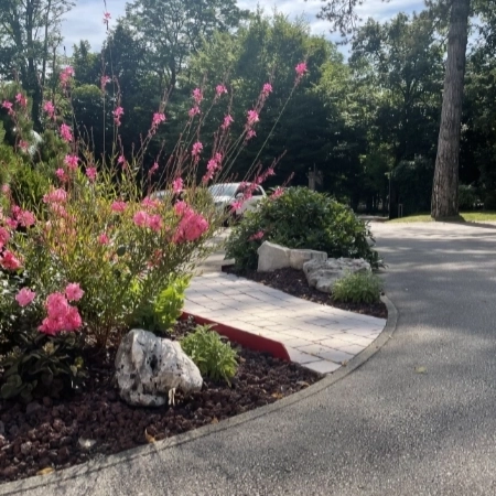 Massif minéral à deux couleurs